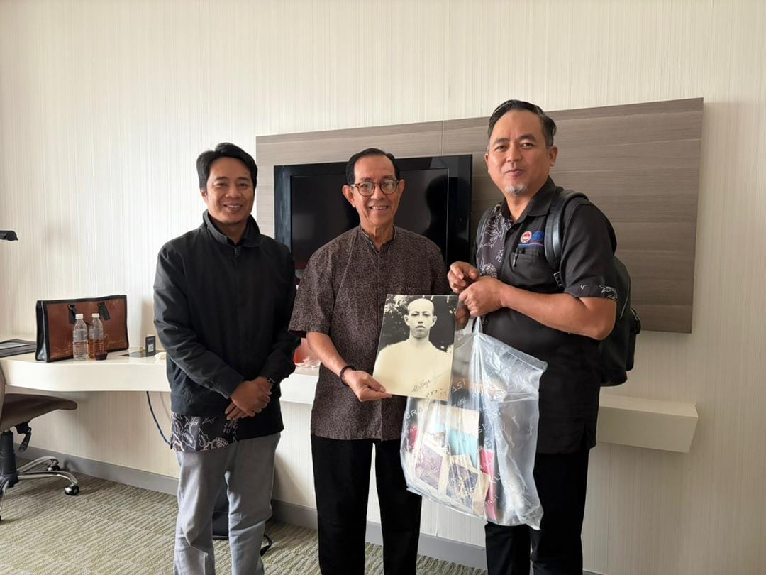Image from: UPSI perkukuh pembinaan jiwa pendidik melalui Galeri Razak Sensei