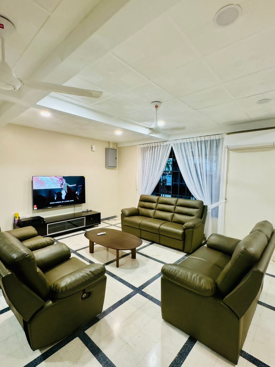Image from: #JomFit | Redefining Senior Living with Compassion, Comfort and Professional Care