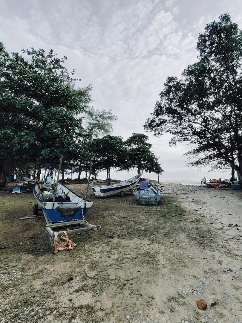 Image from: Low Tide at Twilight on Pantai Cempaka in Kuantan