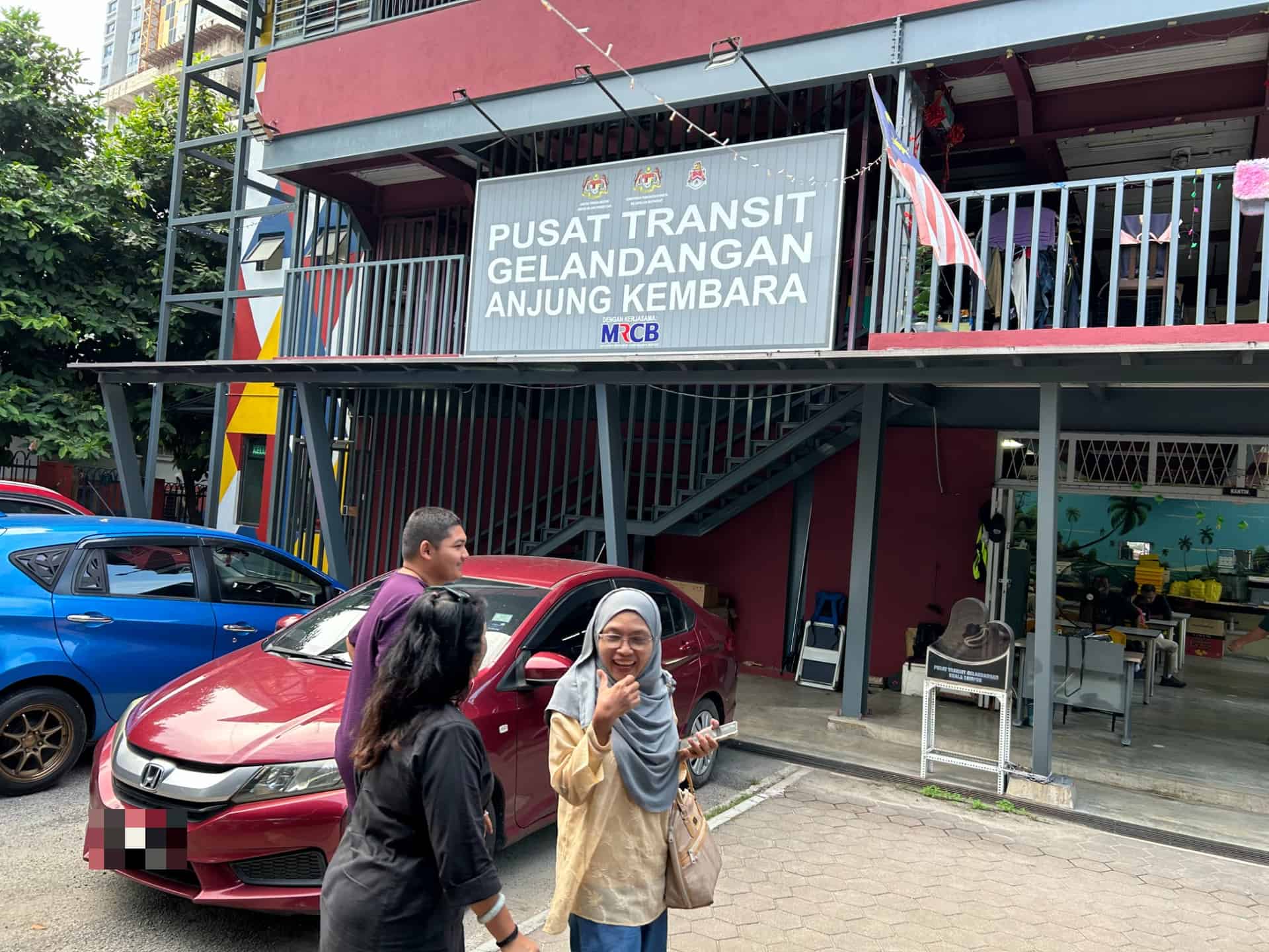 Image from: Two Hours, 100 Meals, and a Whole Lot of Heart Before Aidilfitri