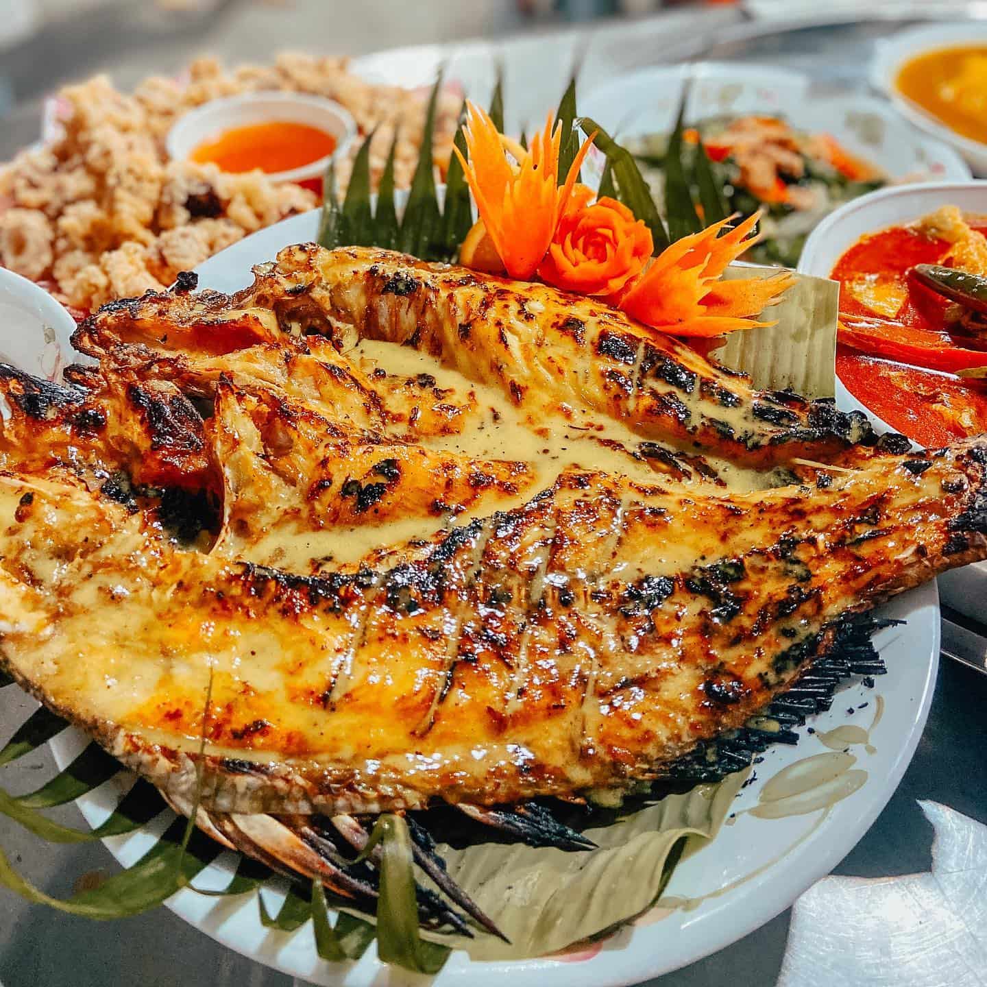 Image from: #EiTahuTak | Perlis Makes Ikan Bakar Using Condensed Milk