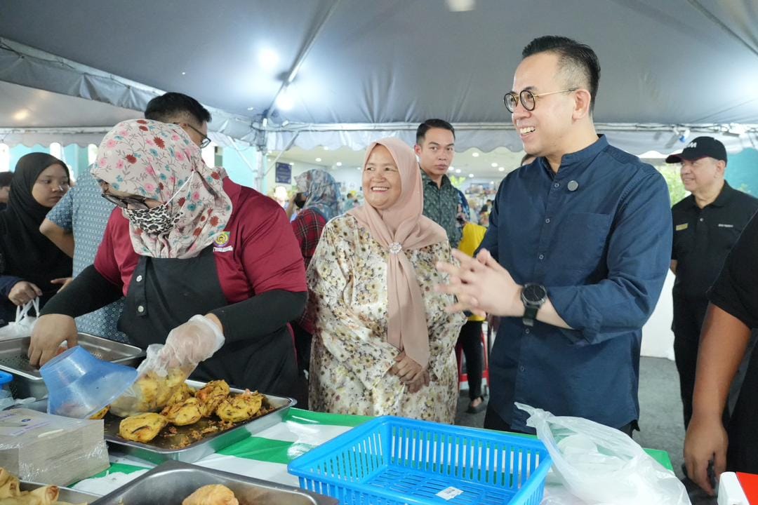 Image from: KUSKOP Bantu Usahawan Kecil Capai Skala Besar, Kisah Nasi Lemak Saleha Jadi Contoh