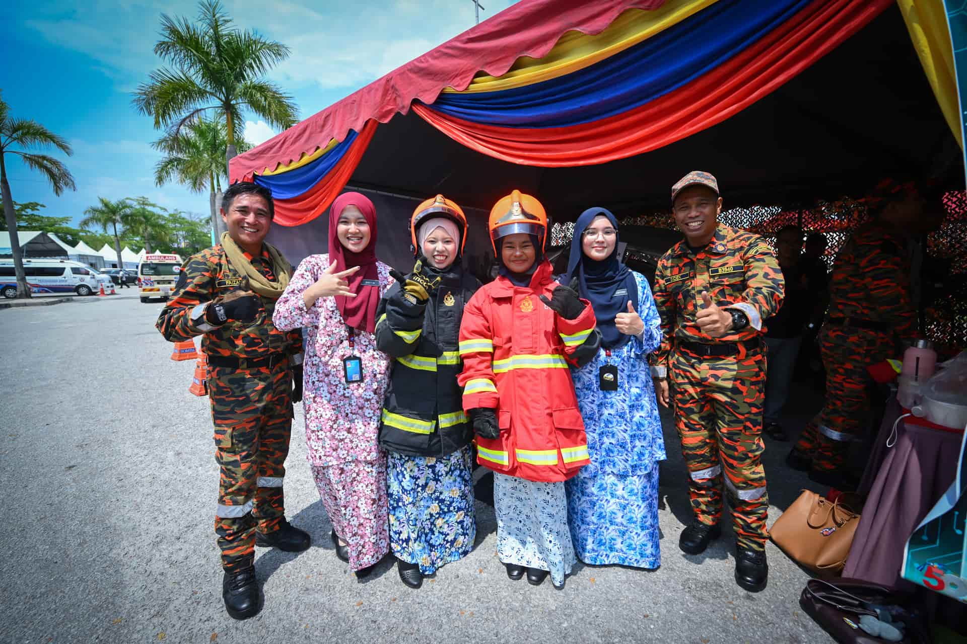 Image from: Lebih 313,872 Pengunjung Membanjiri PMR Perak, Jualan Hampir RM1 Juta