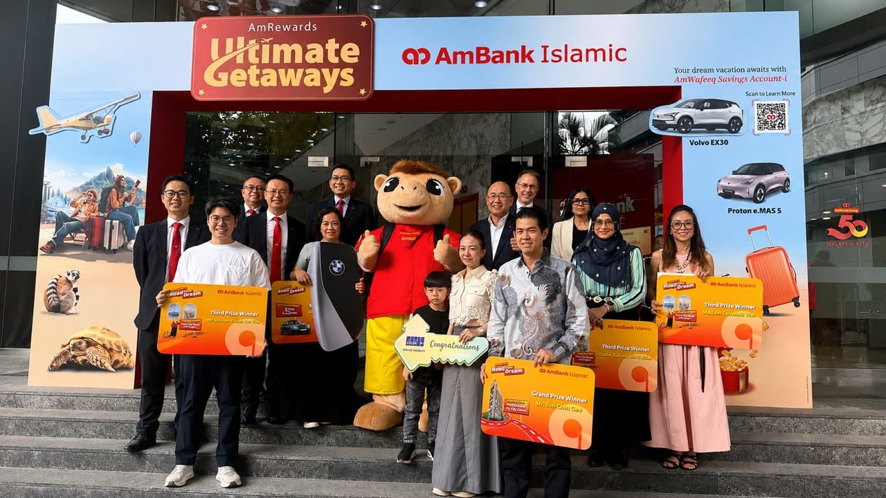 Image from: AmBank Celebrates AmRewards 5.0 winners, Launches AmRewards 6.0 edition with prizes worth RM1.5million
