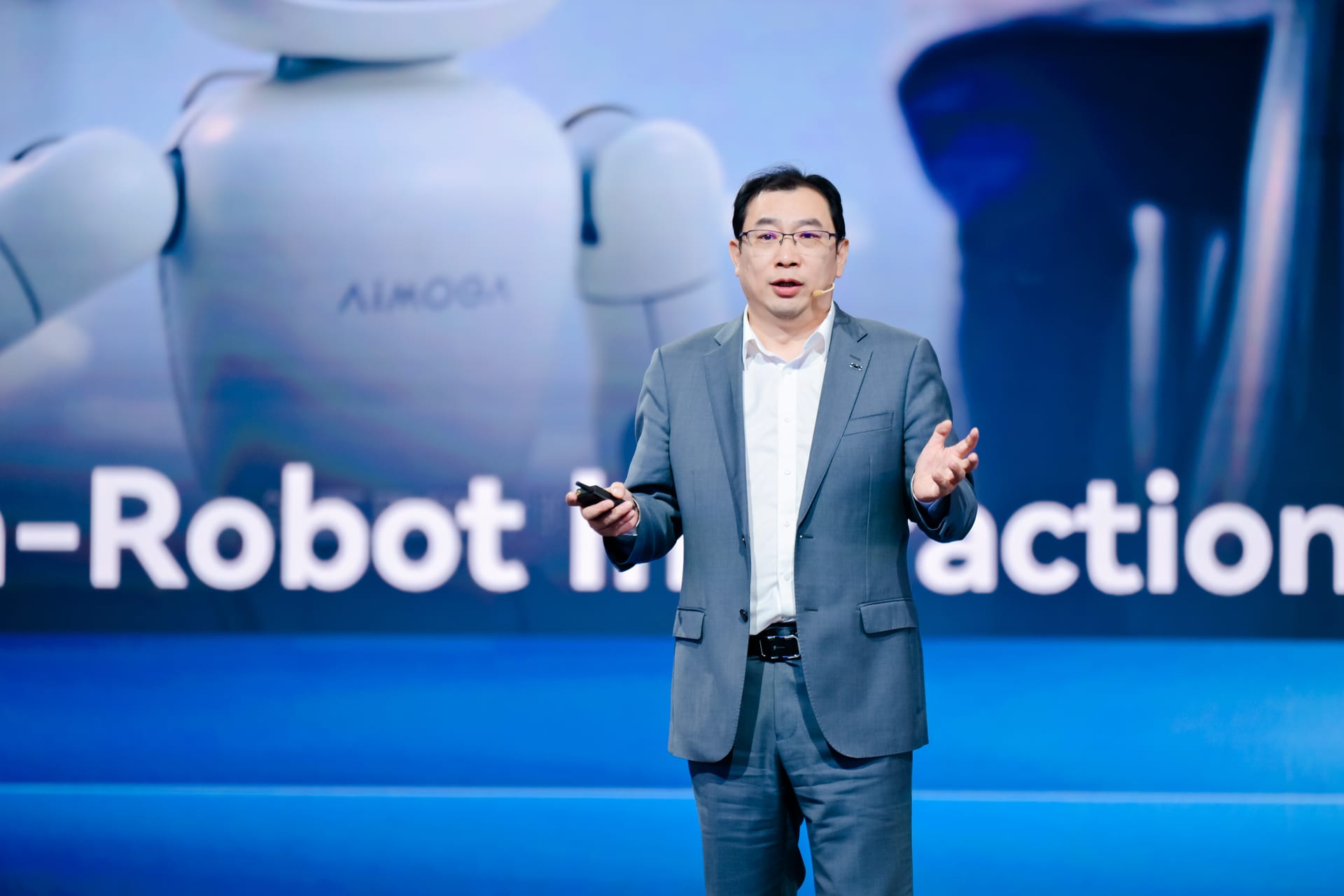 Image from: Mobo Makes Global Debut and Opens Pre-Orders as AiMOGA Unveils New Path to Robot Commercialization
