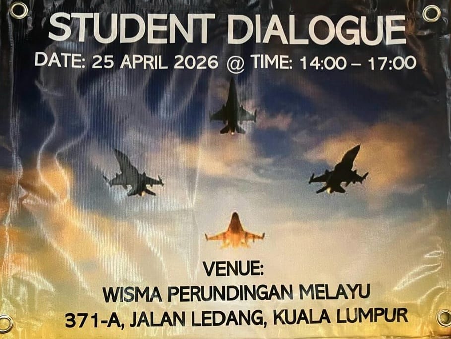 Image from: A walk in memory with the leaders & partners of MyAeroSatu, a leap into the future for aerospace students   