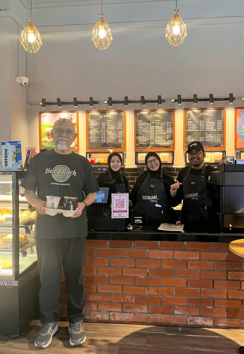 Image from: Richiamo Coffee Sunway Gandaria Bandar Baru Bangi, is practicing "We love giving our customers the service they deserve"