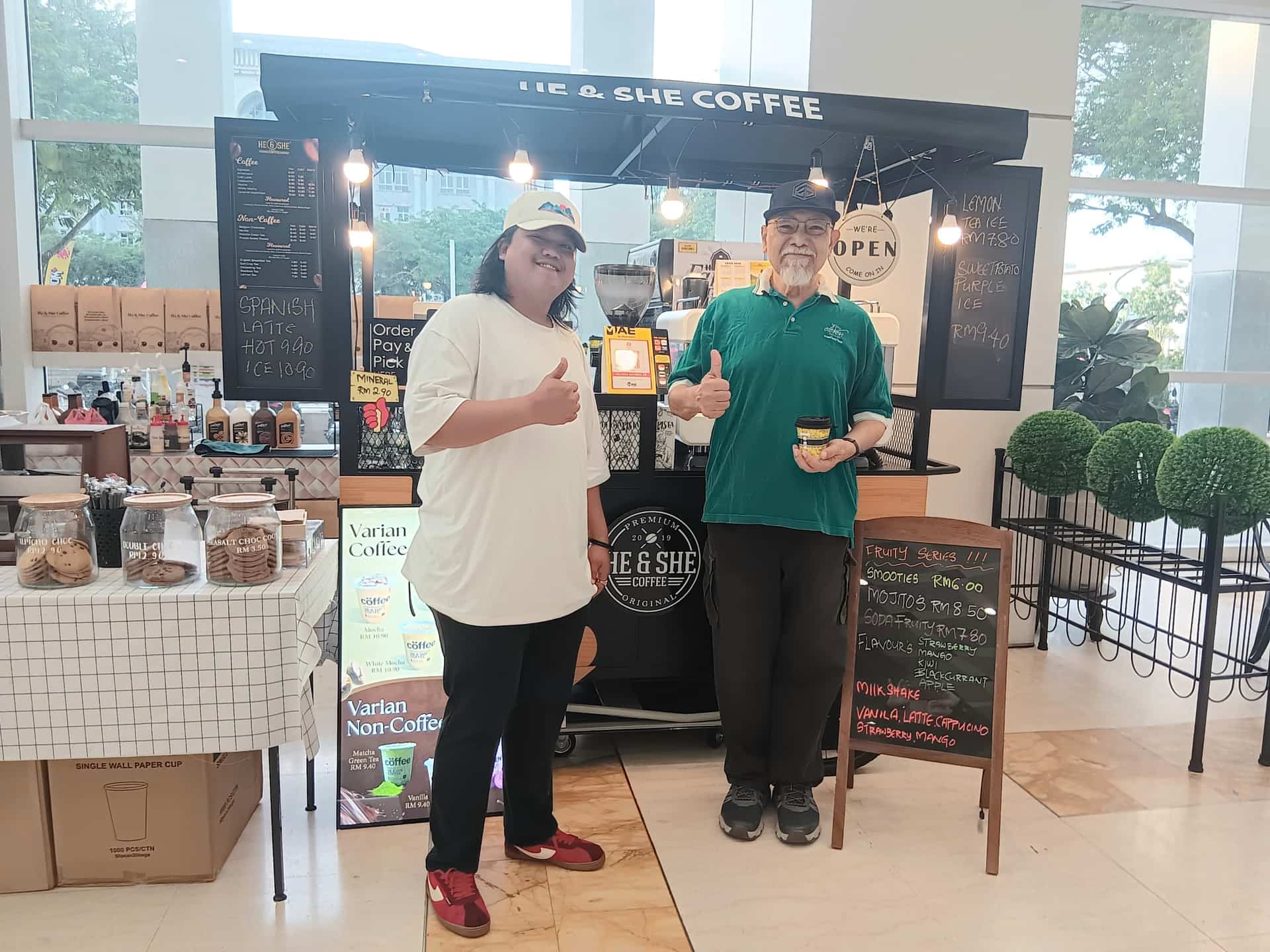 Image from: #EiTahuTak | He & She Coffee known for its presence in Malaysian universities focusing on Learning & Earning for students