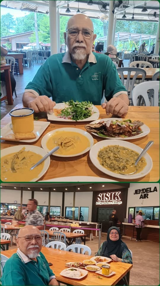 Image from: Sisik Sehijau Dedaun, a popular traditional restaurant at the Malaysia Agro Exposition Park Serdang (MAEPS) in Selangor 