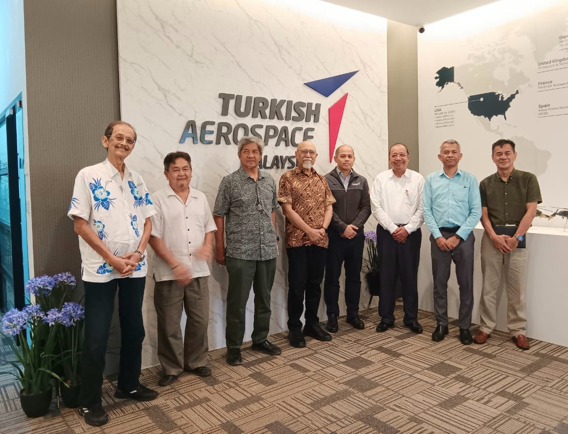 Image from: The 12 new simulators strengthen Turkish Airlines' pilot training in compliance with civil aviation training standards
