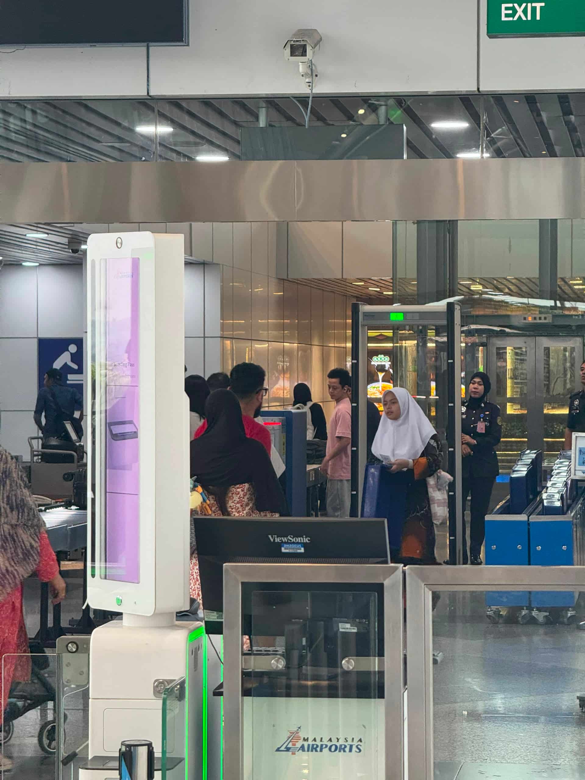 Image from: The best airport experience is the one that passengers feel at home with human touch & hospitality   