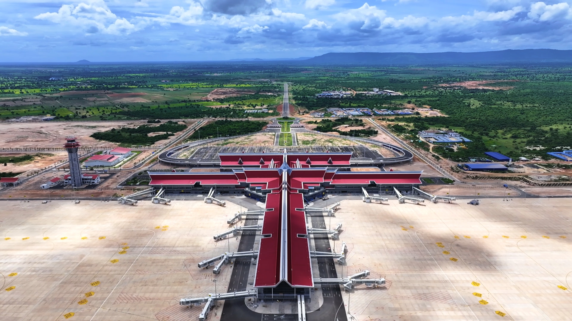 Sân đỗ máy bay tại sân bay Siem Reap-Angkor (Campuchia)